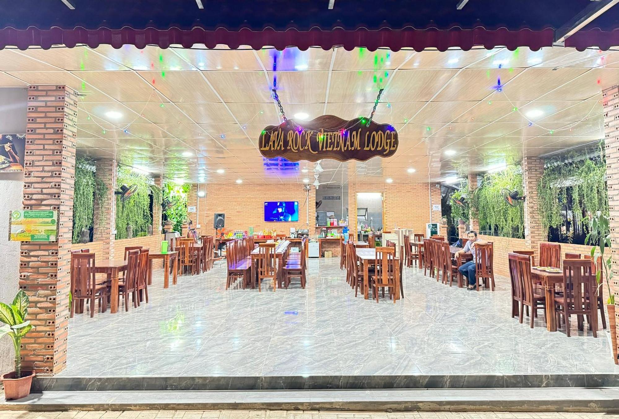 Lava Rock Viet Nam Lodge Anhfly Resort Nam كات تيان المظهر الخارجي الصورة