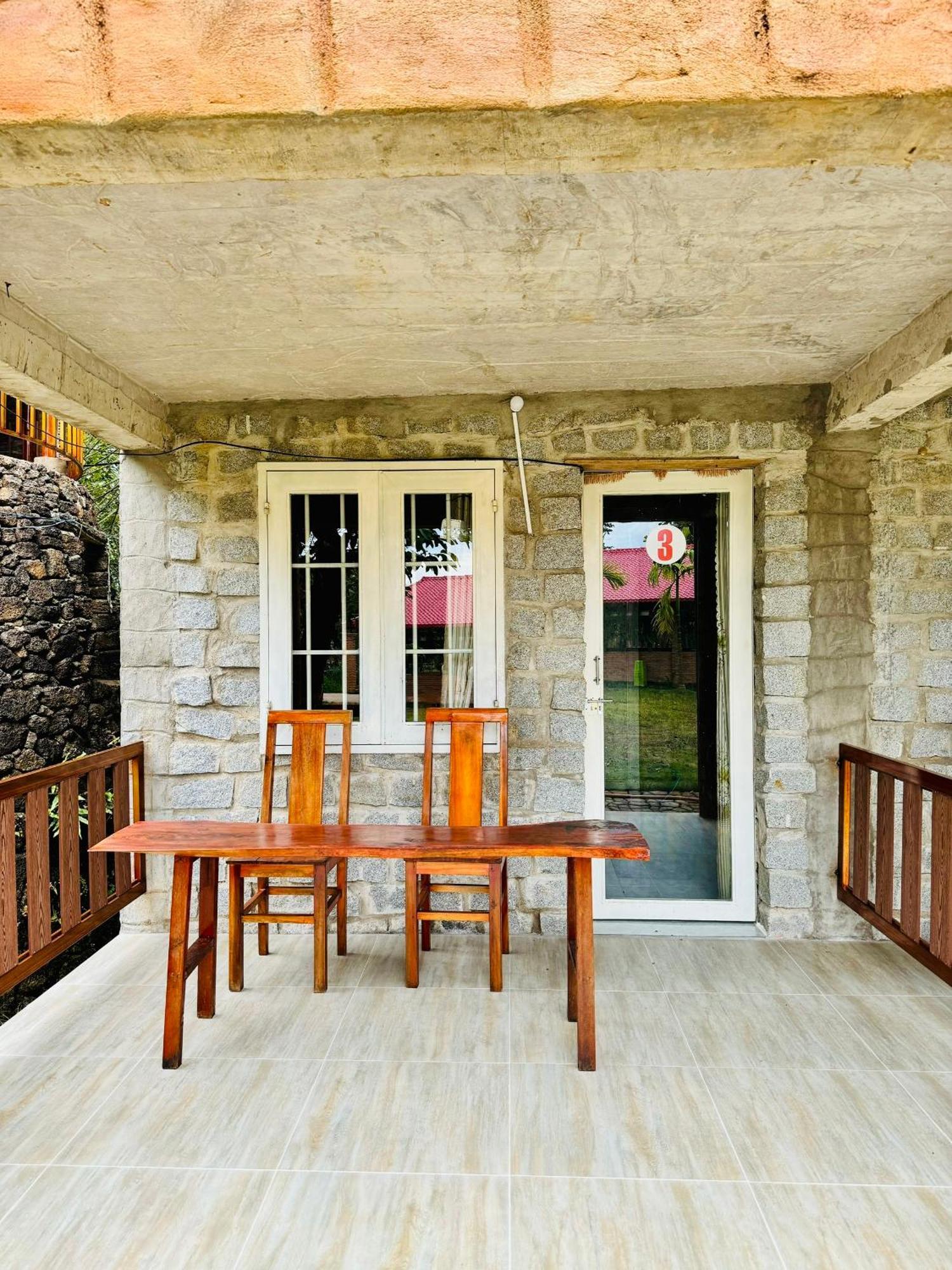 Lava Rock Viet Nam Lodge Anhfly Resort Nam كات تيان المظهر الخارجي الصورة