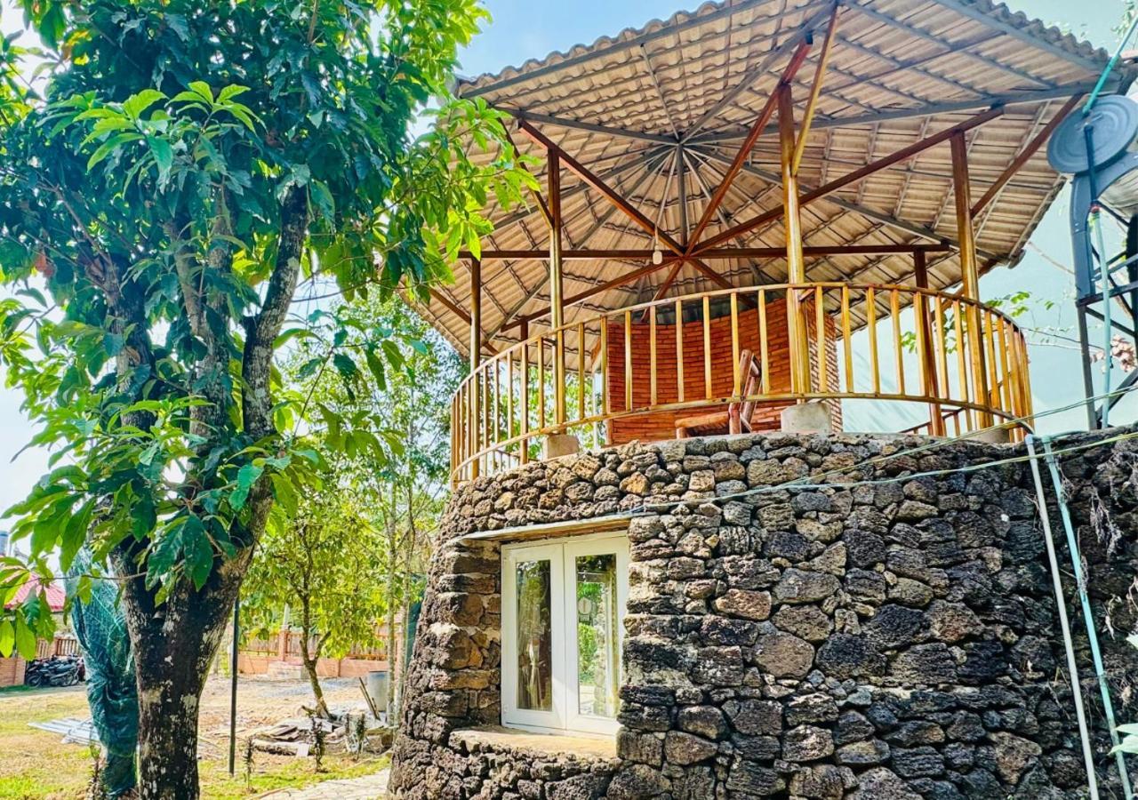 Lava Rock Viet Nam Lodge Anhfly Resort Nam كات تيان المظهر الخارجي الصورة